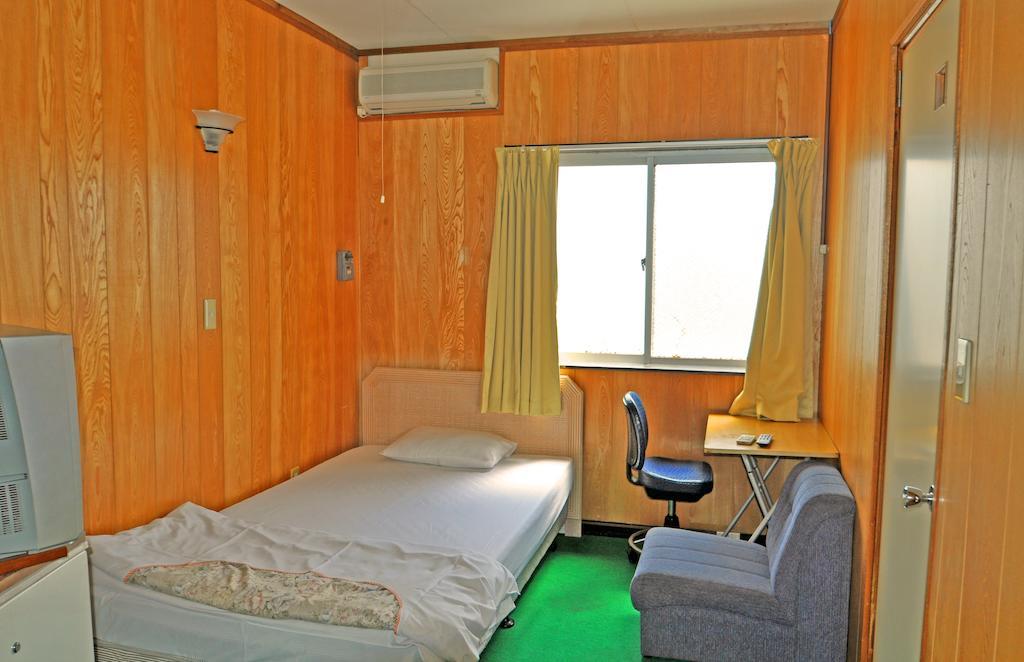 Yoshida Hotel 오키나와 시 객실 사진